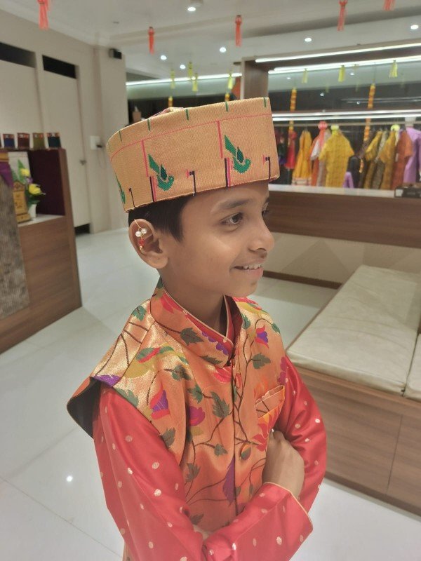 Paithani Topi